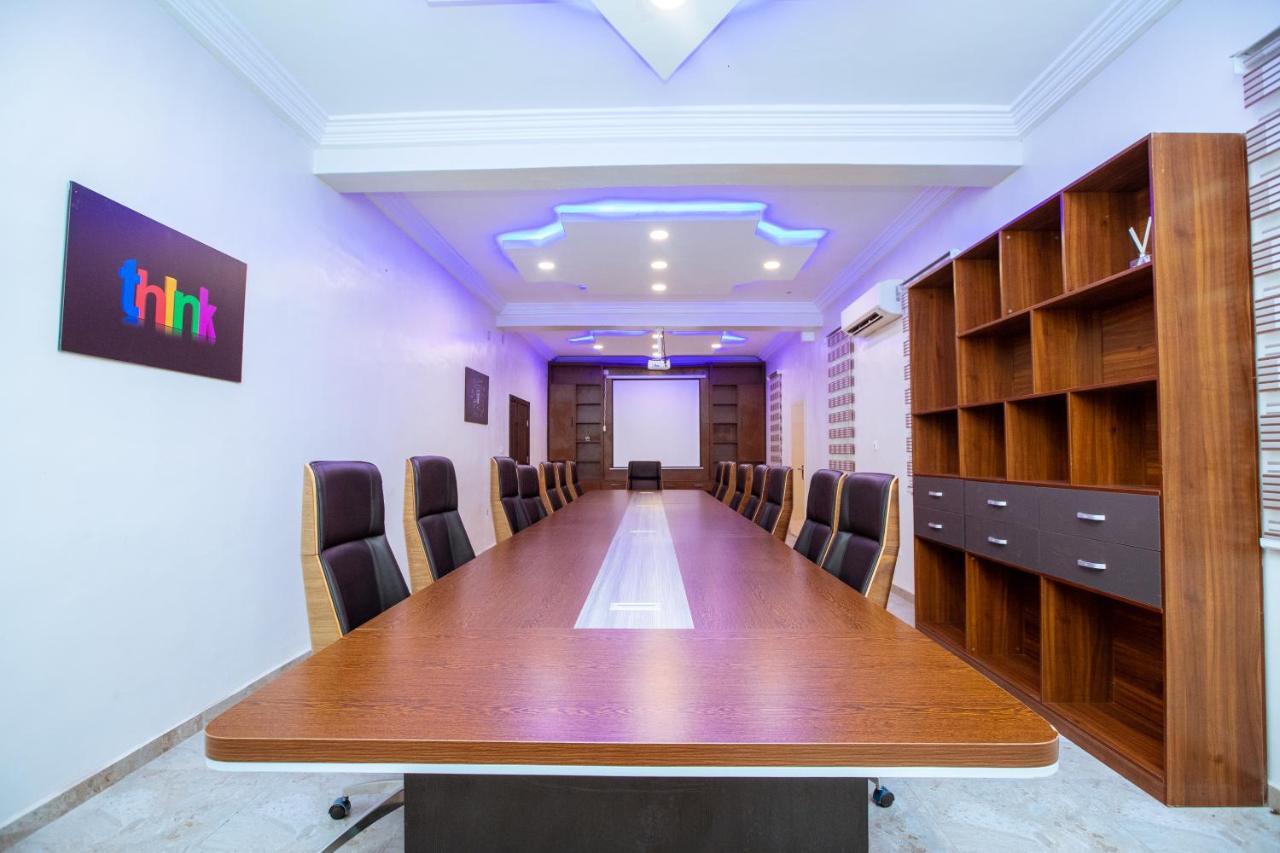 Apartment 79 Hotel & Suite Икея Экстерьер фото