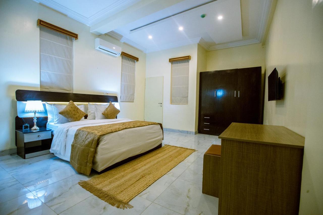 Apartment 79 Hotel & Suite Икея Экстерьер фото